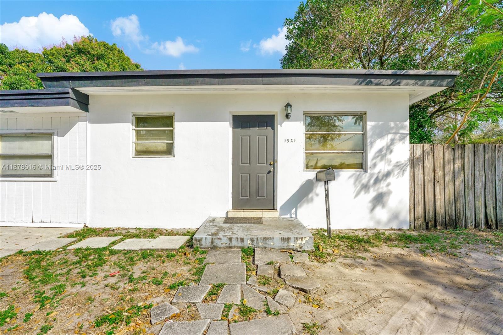 Amazing deal in Hollywood available for the taking! Tenants are month to month! 3/2 side is generating $3,260 a month and 2/1 was previously rented for $2,500 a month. Receive up to $35,000 in Down Payment and Closing Cost assistance with "Hometown Heroes" program for First-Time Homebuyers, this is a great opportunity to purchase this home! Motivated Seller!!! Do not miss out on this great opportunity!