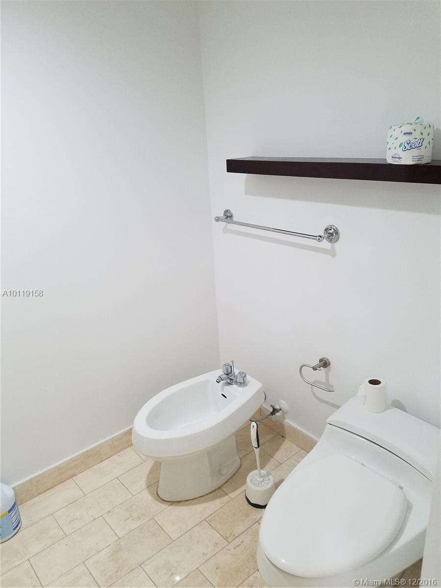 THE GRAND - Residential Lease