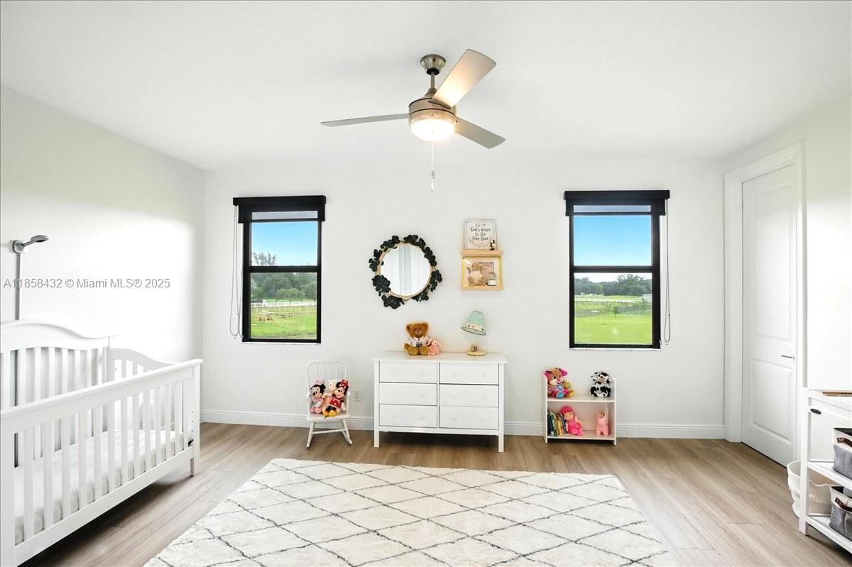 CLINGANS COVE - Residential