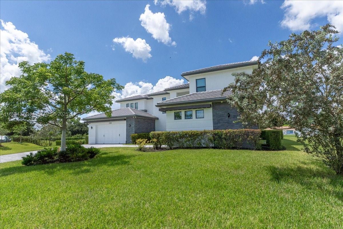 CLINGANS COVE - Residential