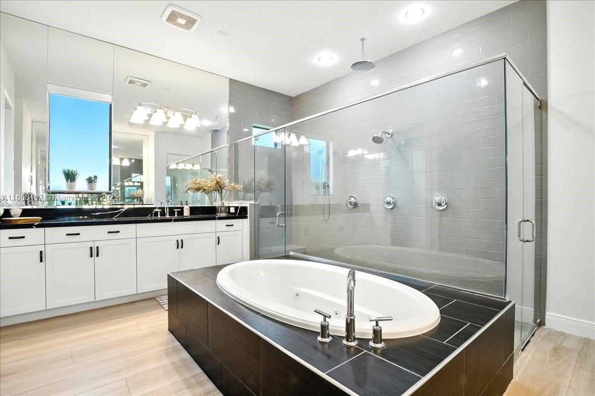 CLINGANS COVE - Residential