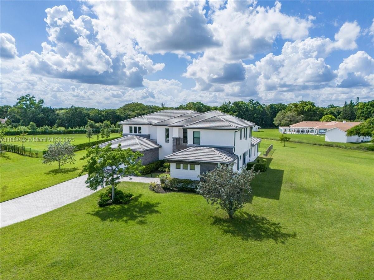 CLINGANS COVE - Residential