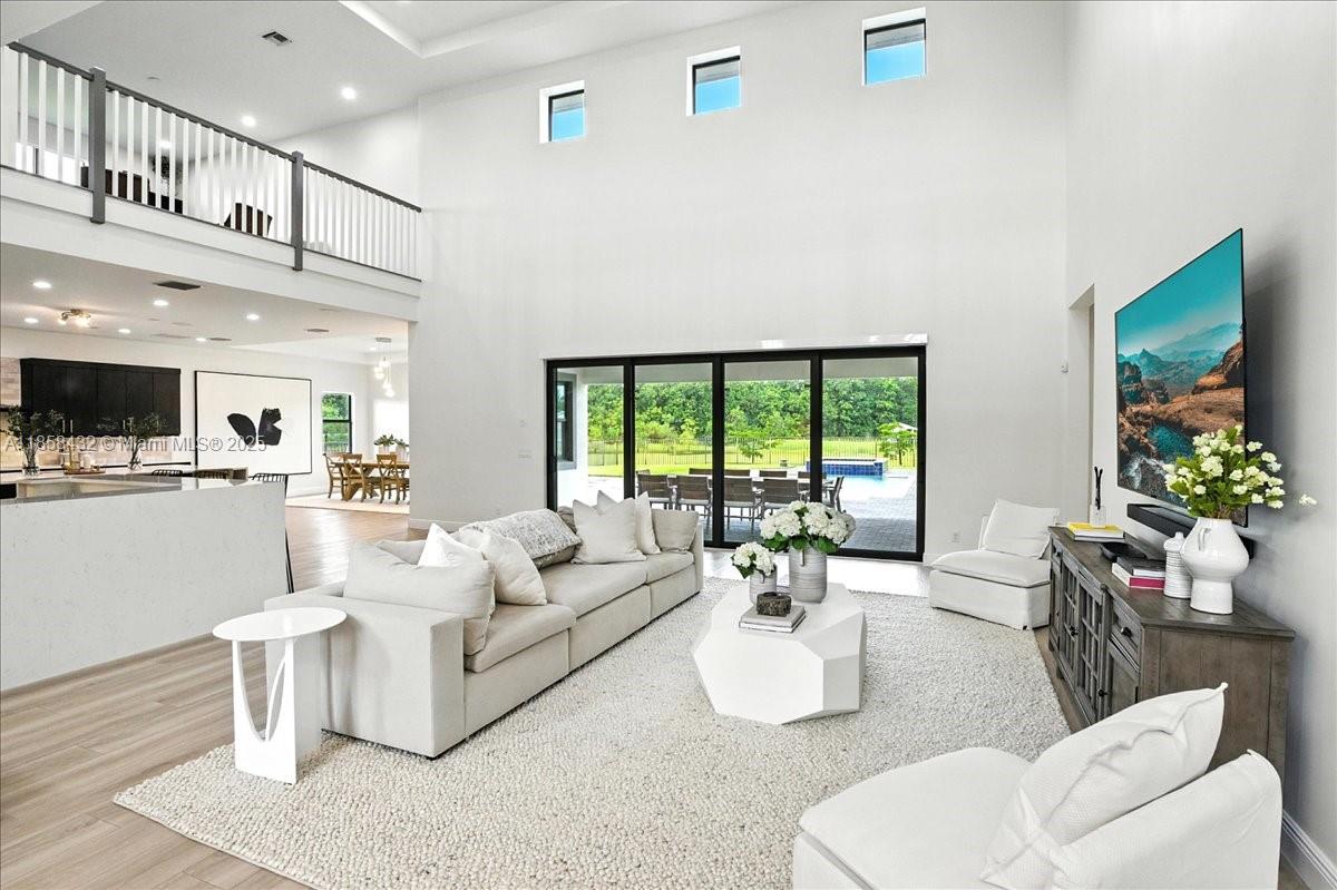 CLINGANS COVE - Residential