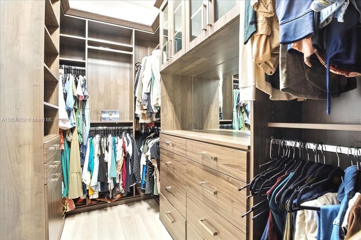 CLINGANS COVE - Residential