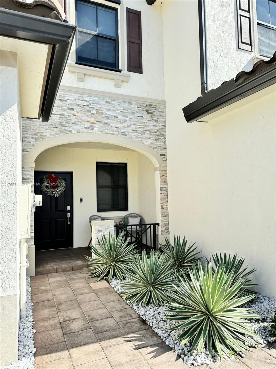 Property for Sale at 22963 Sw 127th Ct 22963, Miami, Broward County, Florida - Bedrooms: 3 
Bathrooms: 3  - $495,000