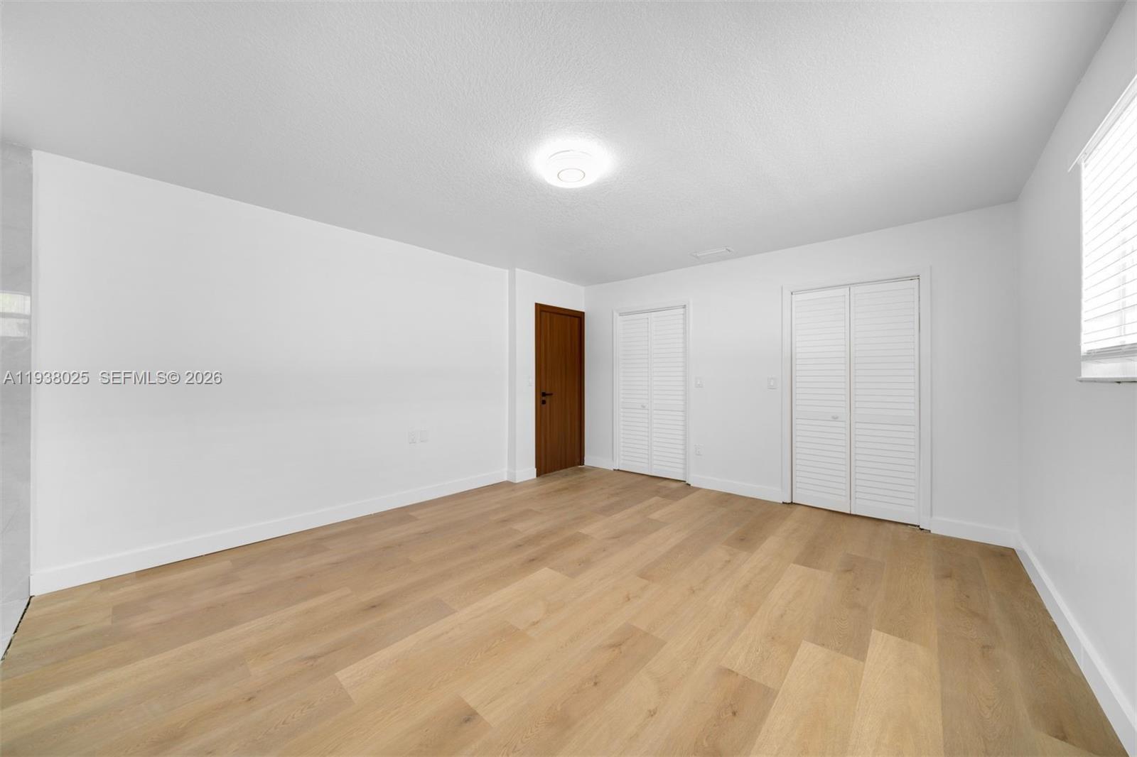 SILVER BLUFF EST-SEC B - Residential