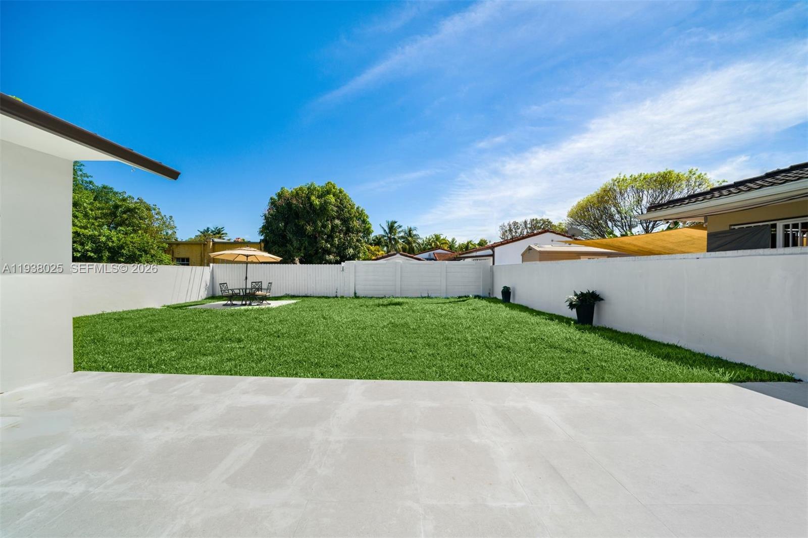 SILVER BLUFF EST-SEC B - Residential