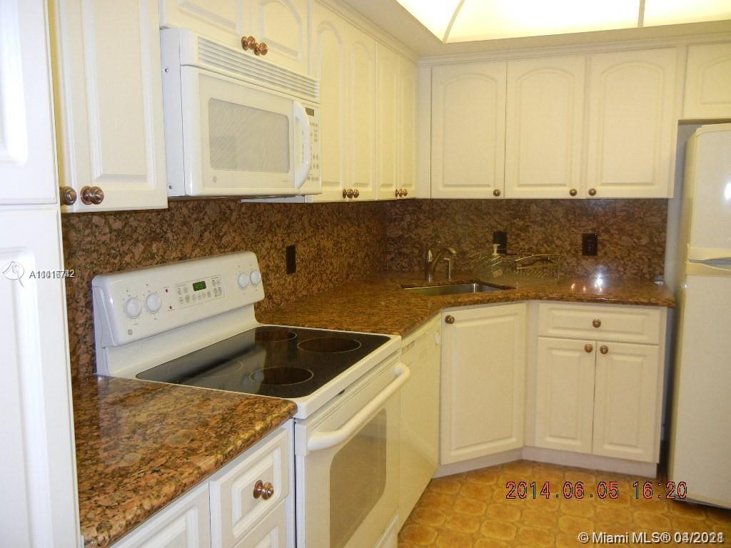 BILTMORE II CONDO - Residential