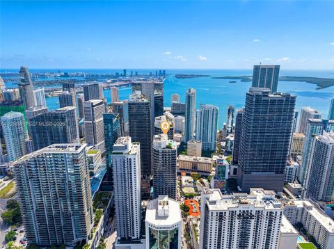 45 SW 9th St LPH-4609 Miami FL 33130