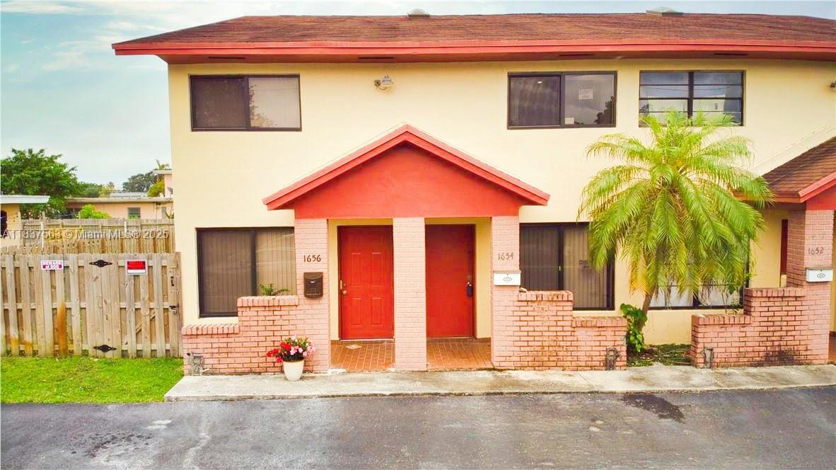 Updated 2BR/2.5BA Townhome in Prime North Miami Beach Location
Recently updated with hurricane impact windows and doors, granite kitchen countertops, and LG stackable washer & dryer (installed in 2021). Features porcelain tile floors downstairs, laminate wood floors upstairs, and renovated bathrooms throughout.
Conveniently located near Biscayne Blvd, Aventura Mall, 163rd Street Mall, and the new Costco.
Association fees cover building insurance, trash, landscaping, pest control, roof repair or replacement, exterior maintenance.