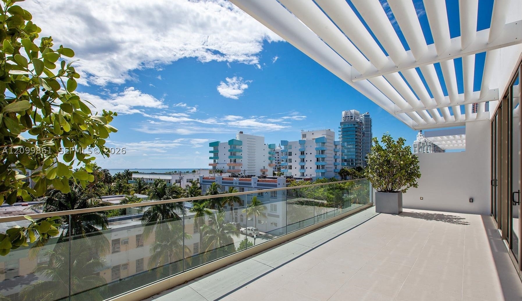 300 Collins Ave PH2