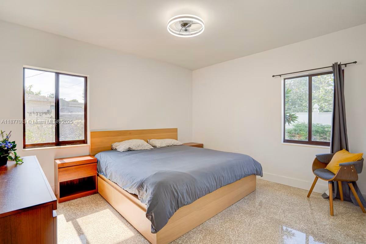 MIAMI HIGHLANDS SEC A - Residential Income