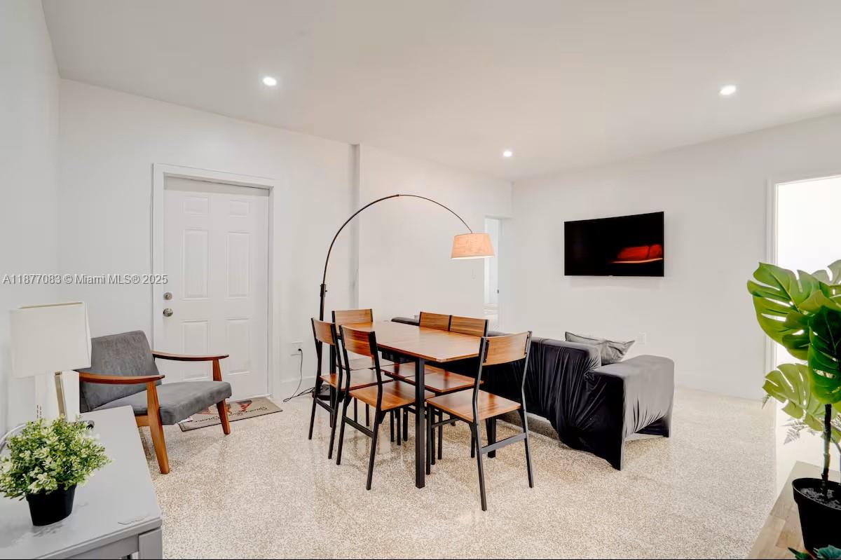 MIAMI HIGHLANDS SEC A - Residential Income