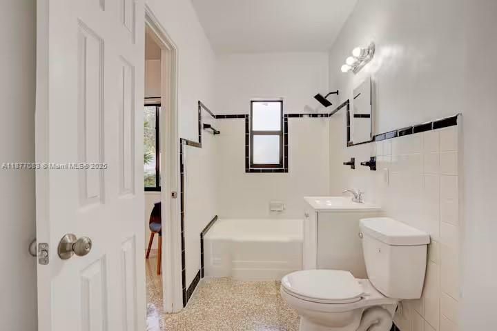 MIAMI HIGHLANDS SEC A - Residential Income