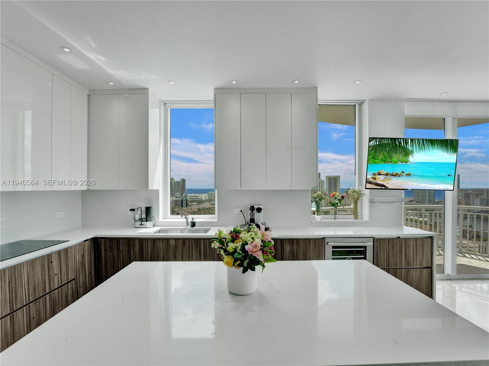 1755 E Hallandale Beach Blvd PH04E