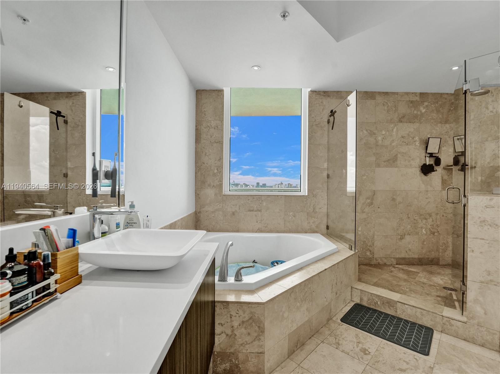 DUO CONDOMINIUM EAST - Residential