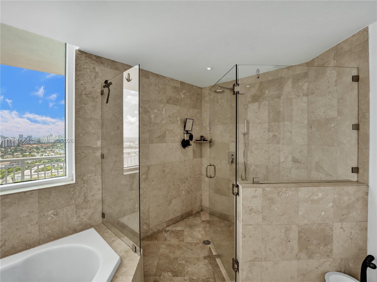 DUO CONDOMINIUM EAST - Residential