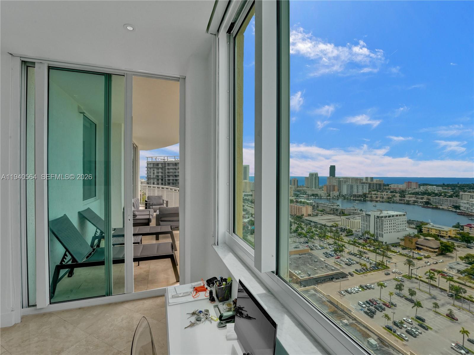 DUO CONDOMINIUM EAST - Residential