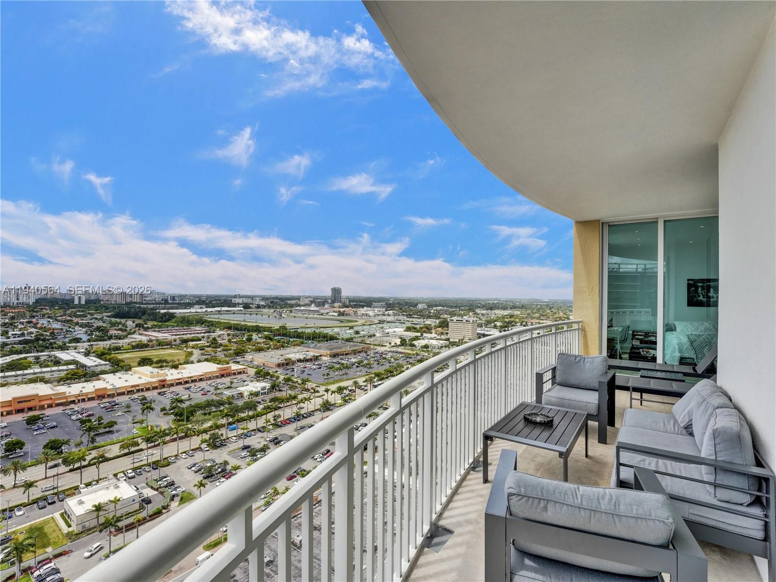 DUO CONDOMINIUM EAST - Residential