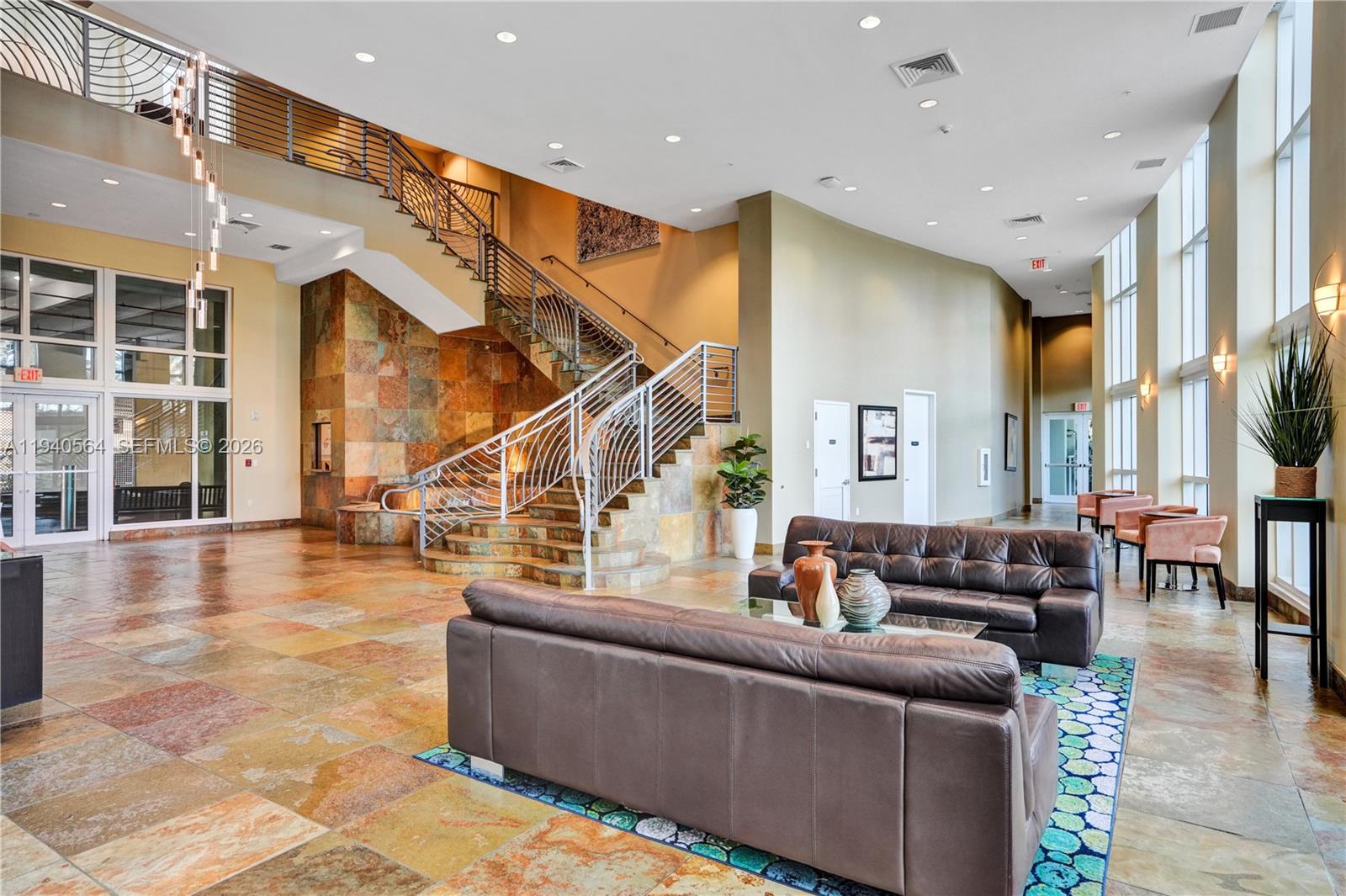 DUO CONDOMINIUM EAST - Residential