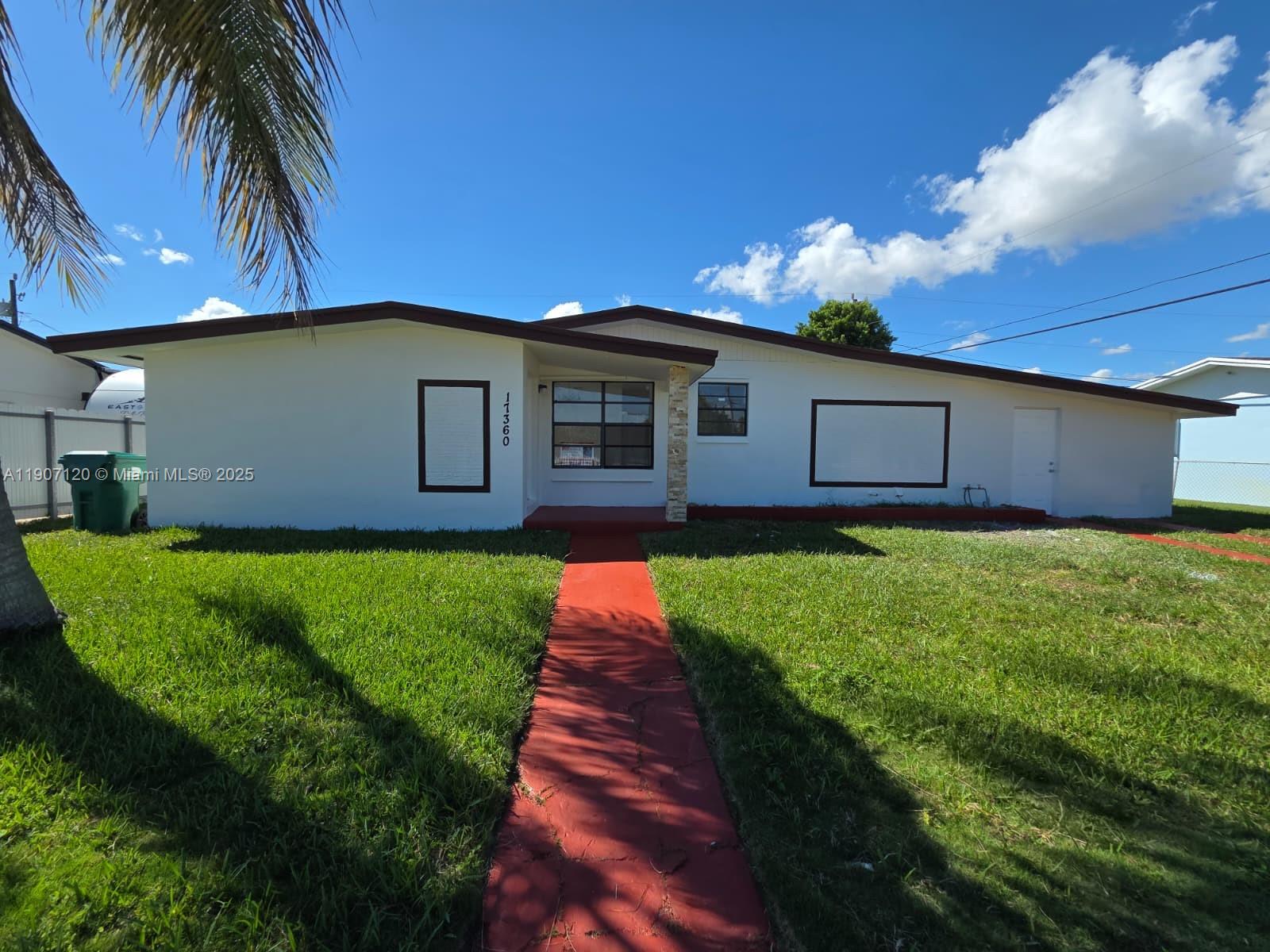 SO MIAMI HEIGHTS MANOR - Residential