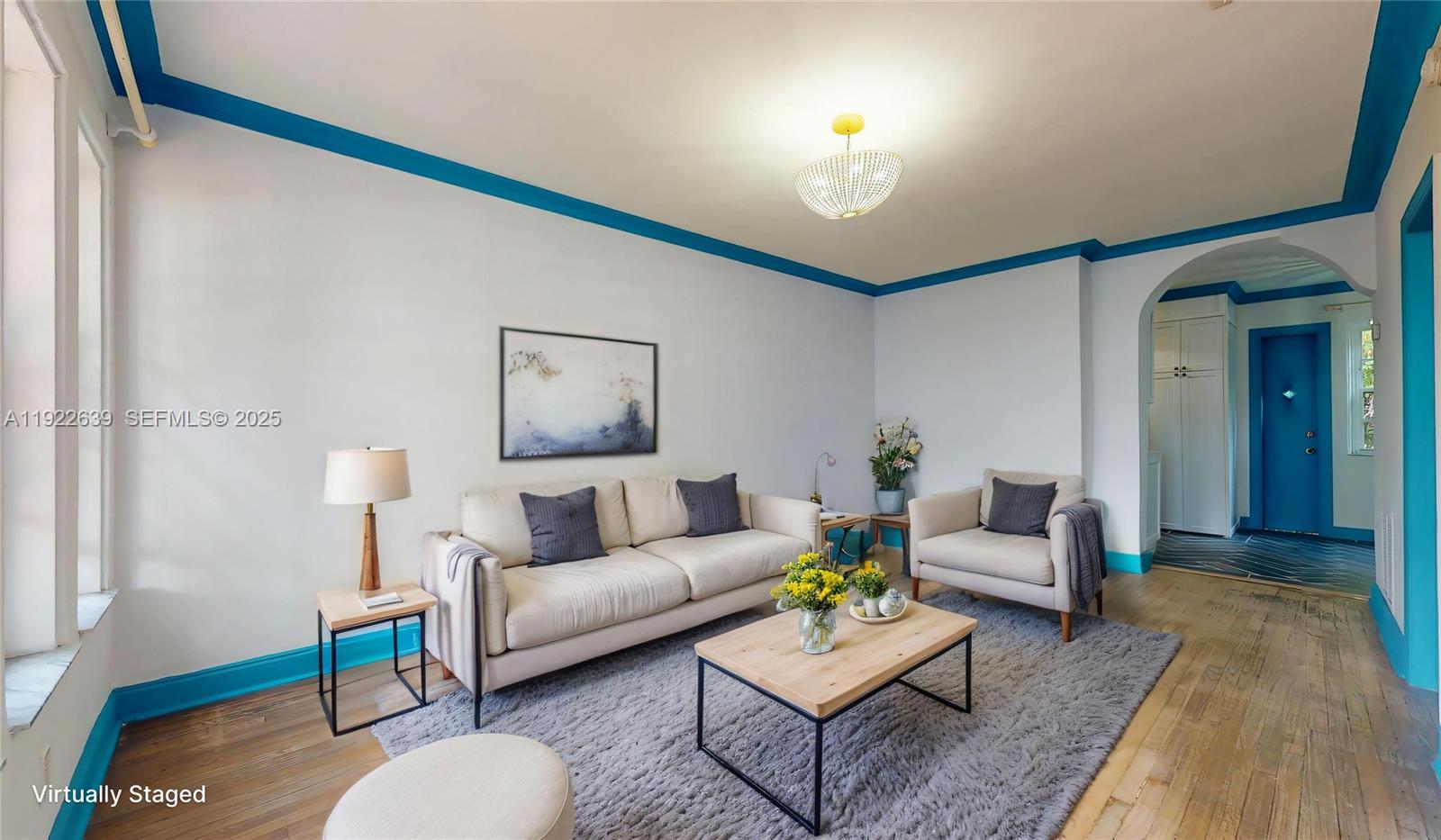 1605 Michigan Ave 929