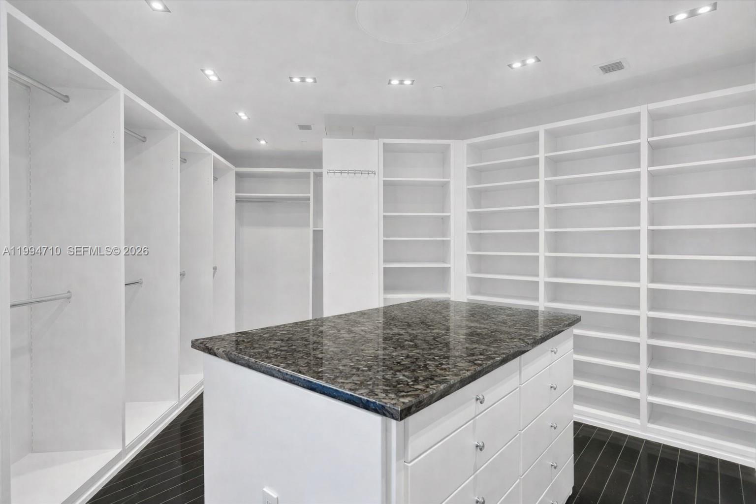 THE GABLES CONDO - Residential