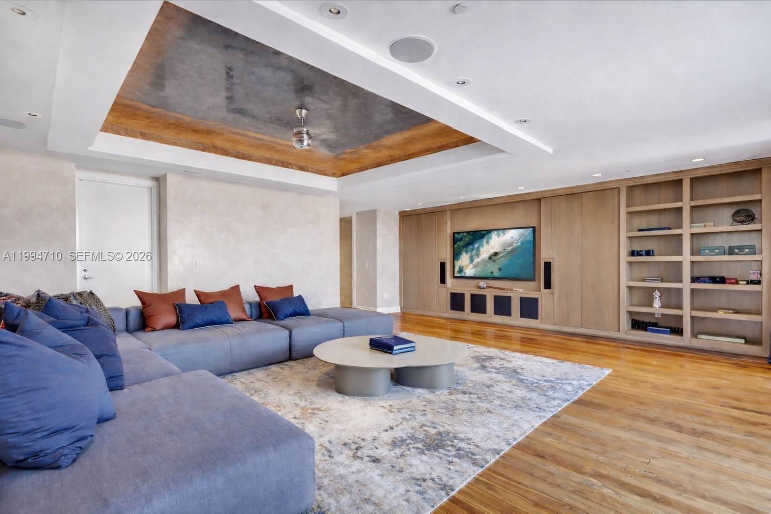 THE GABLES CONDO - Residential