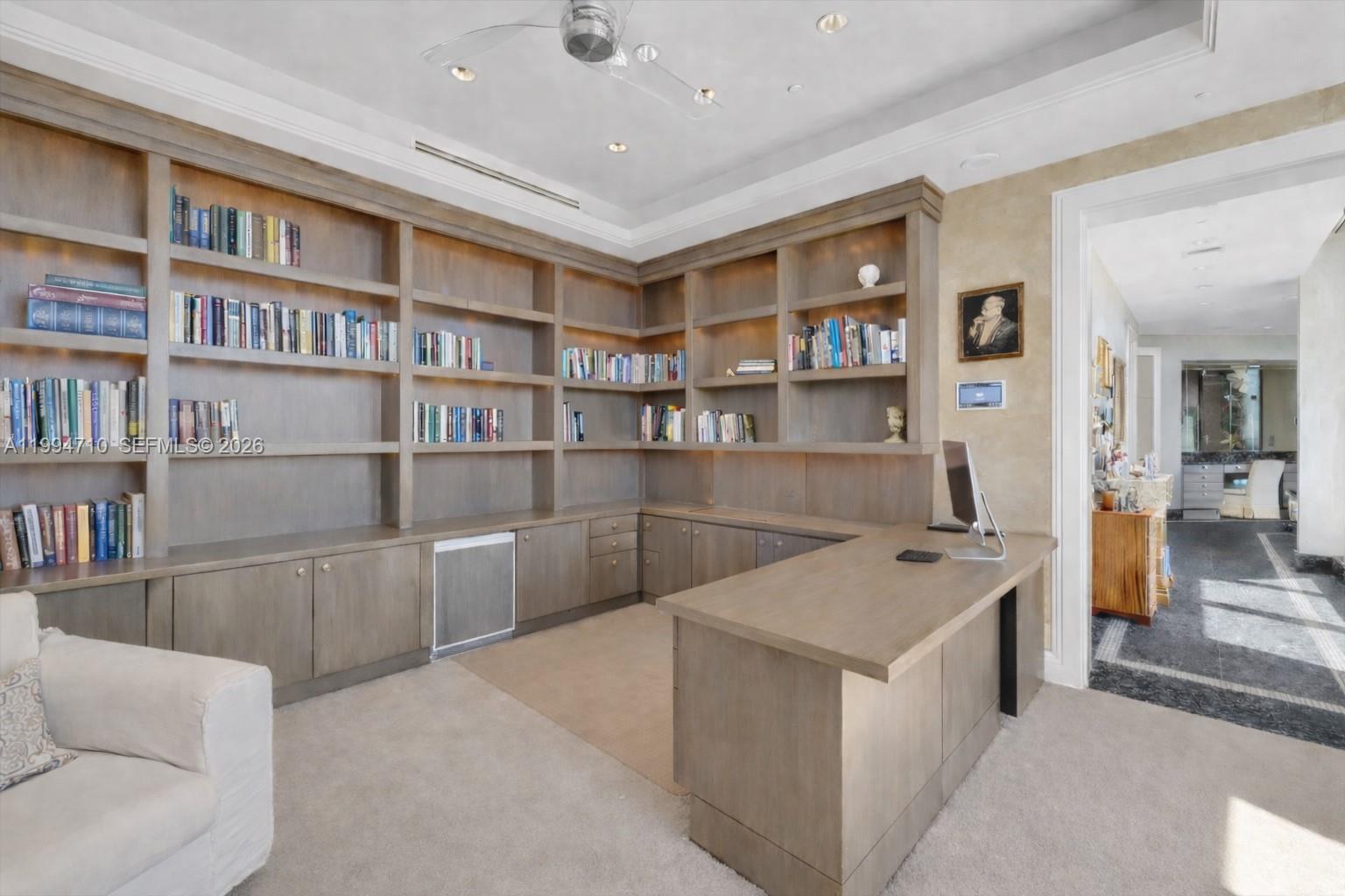 THE GABLES CONDO - Residential