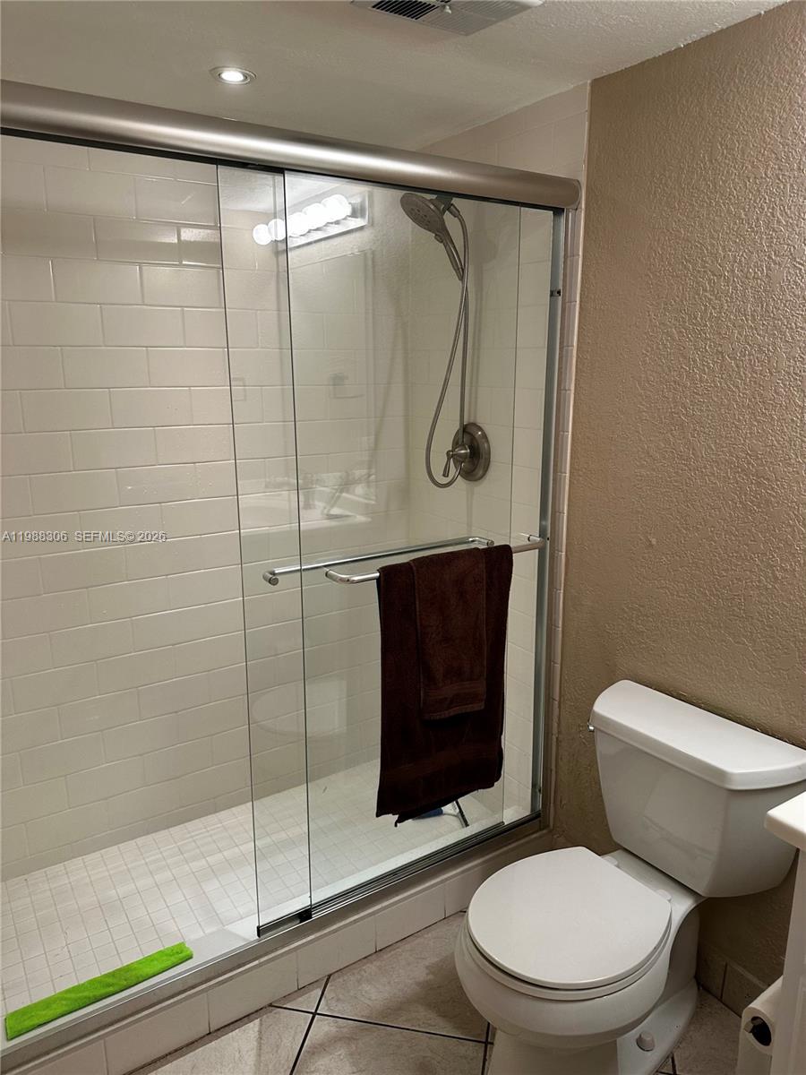 SUNRISE LAKES 10 CONDO - Residential