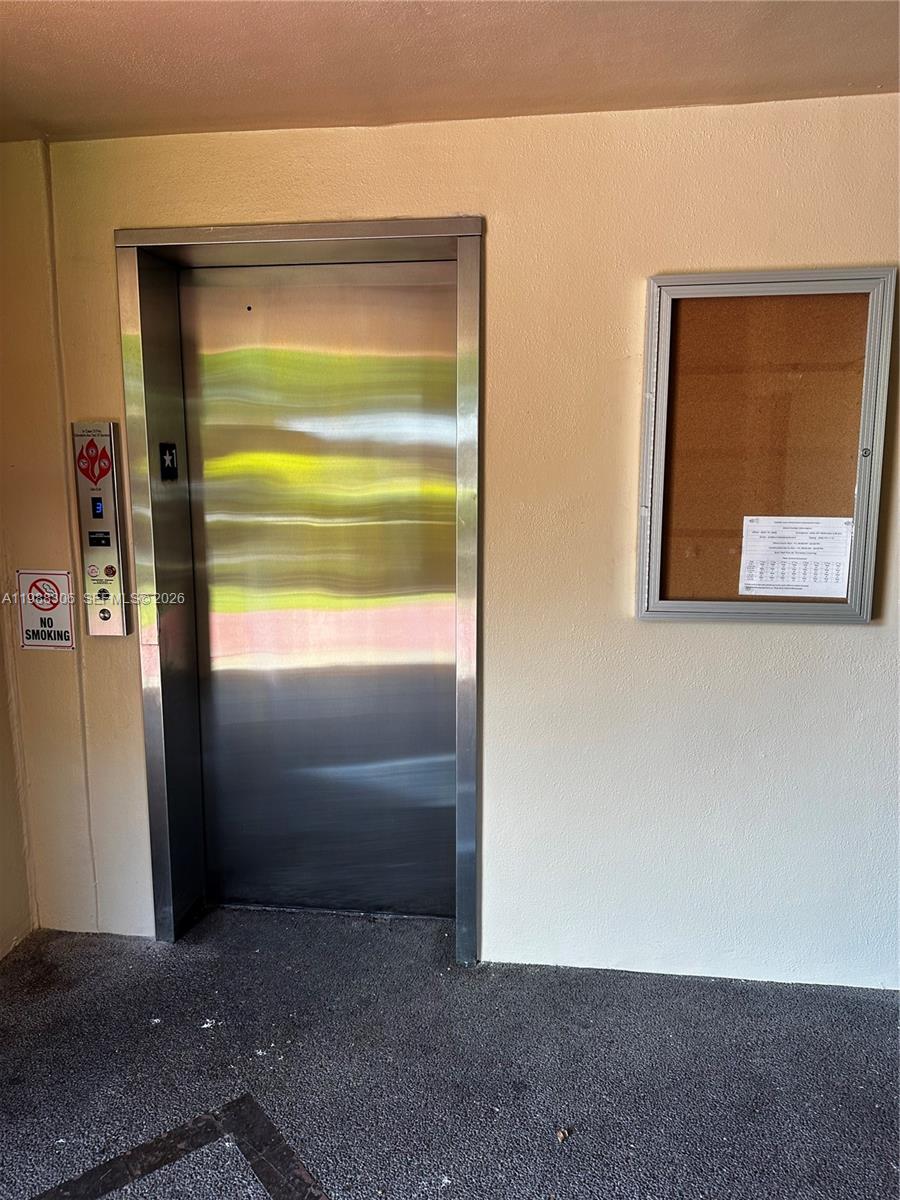 SUNRISE LAKES 10 CONDO - Residential