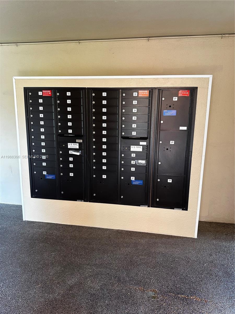 SUNRISE LAKES 10 CONDO - Residential