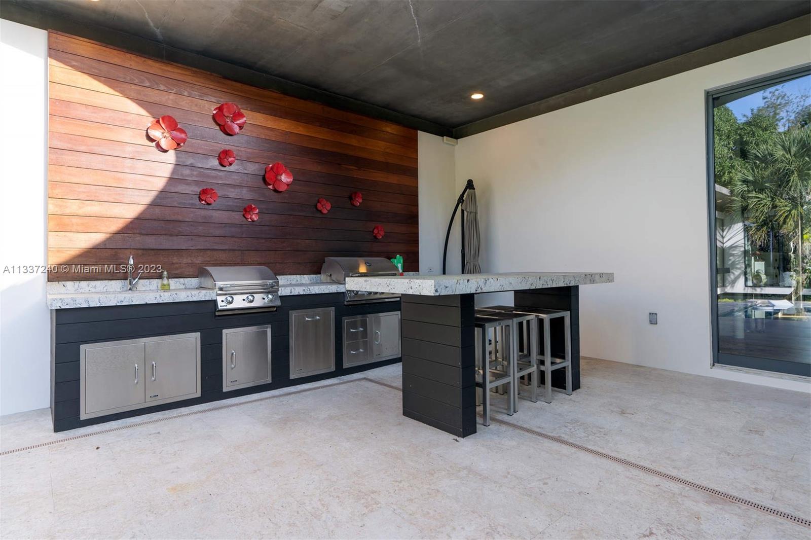 PINE TREE ESTATES - Residential