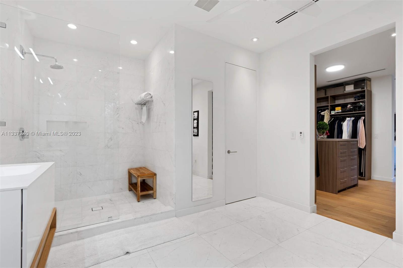 PINE TREE ESTATES - Residential