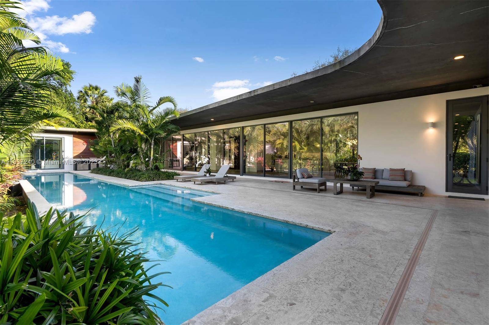 PINE TREE ESTATES - Residential