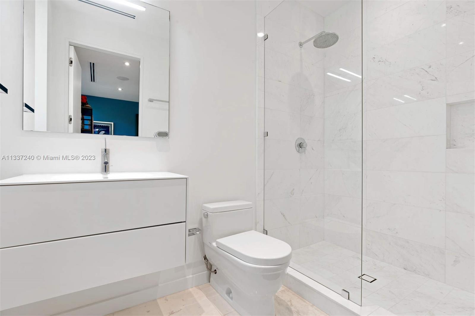 PINE TREE ESTATES - Residential