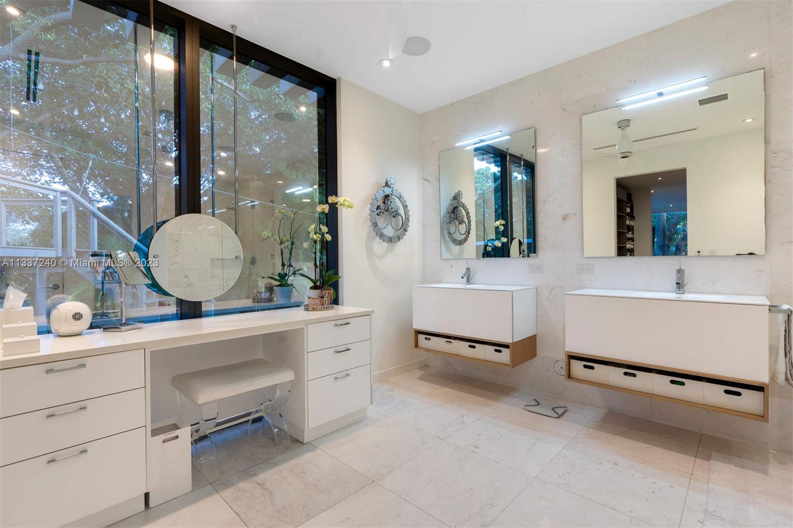 PINE TREE ESTATES - Residential