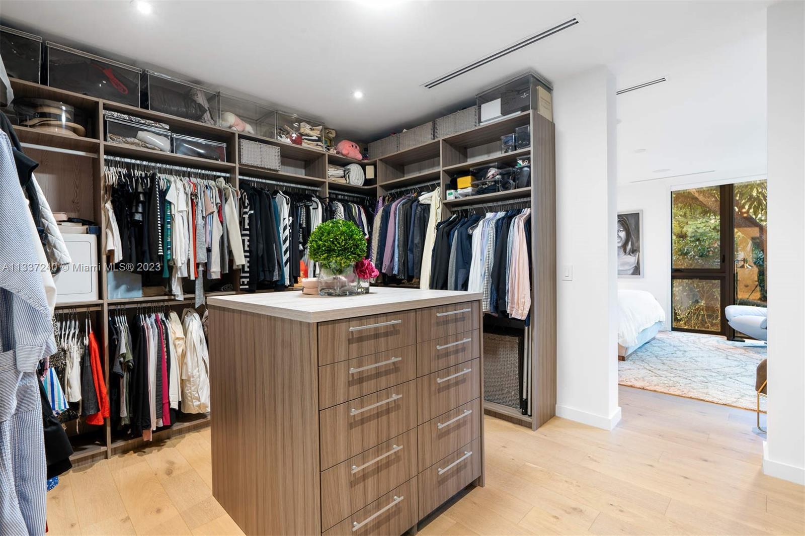 PINE TREE ESTATES - Residential