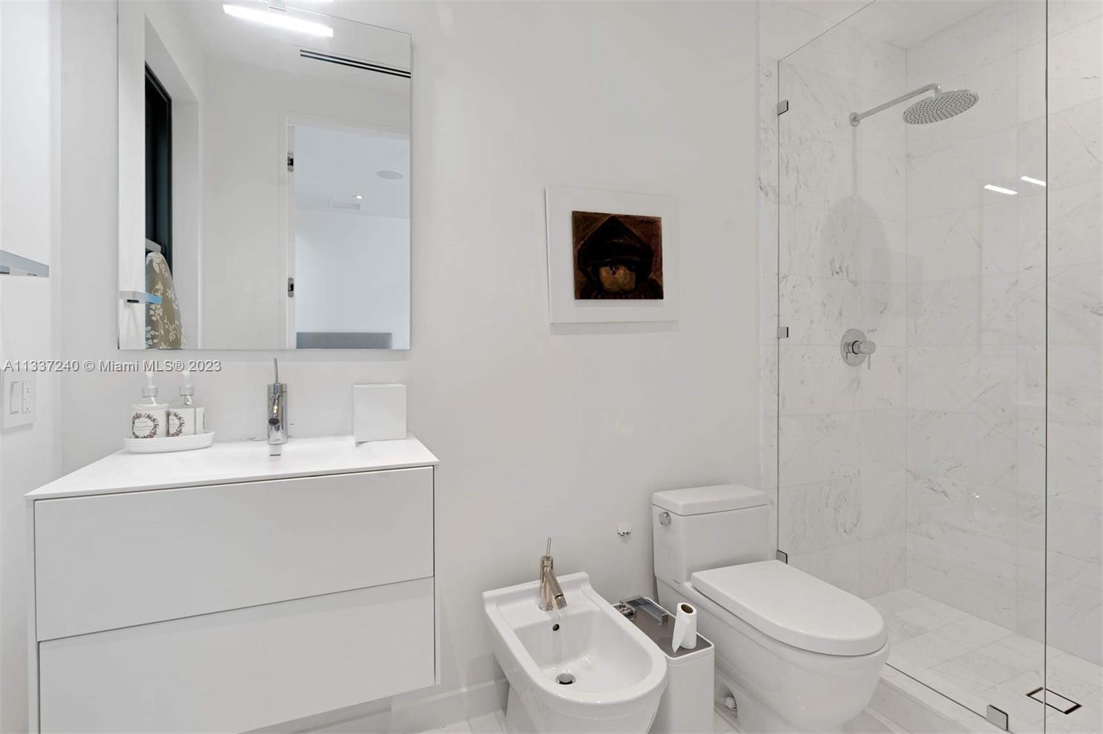 PINE TREE ESTATES - Residential