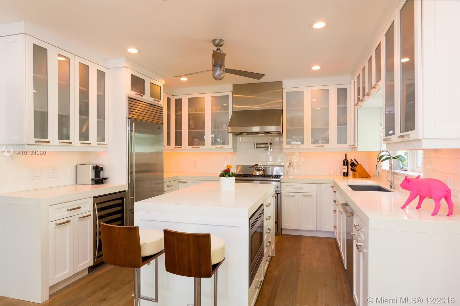 Di Lido Island - Residential