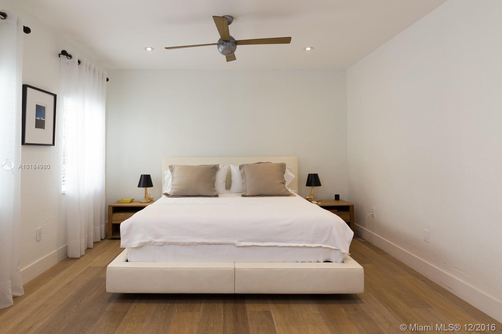 Di Lido Island - Residential