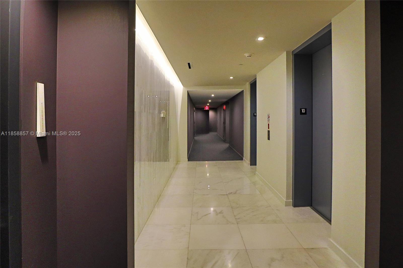 REACH CONDO - Residential