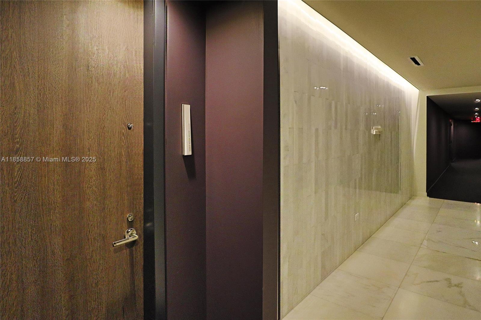 REACH CONDO - Residential