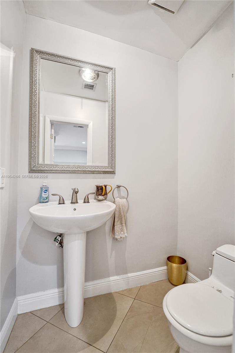 EMERALD HILLS - Residential