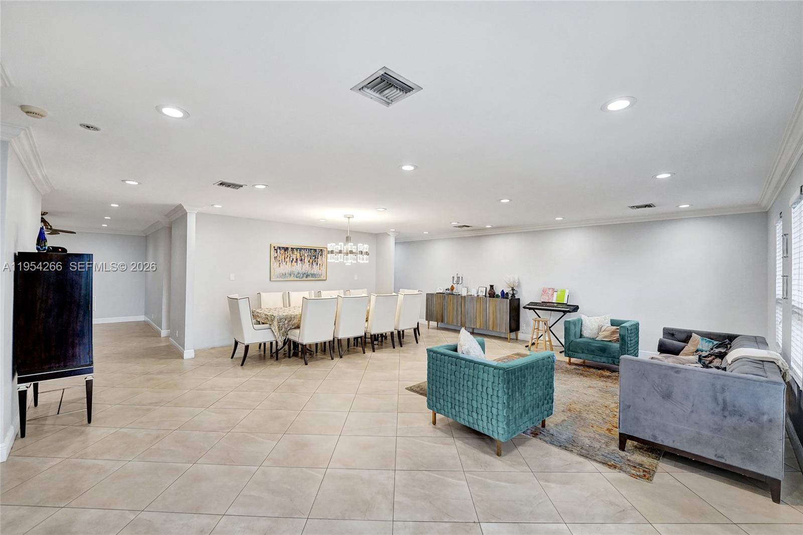 EMERALD HILLS - Residential