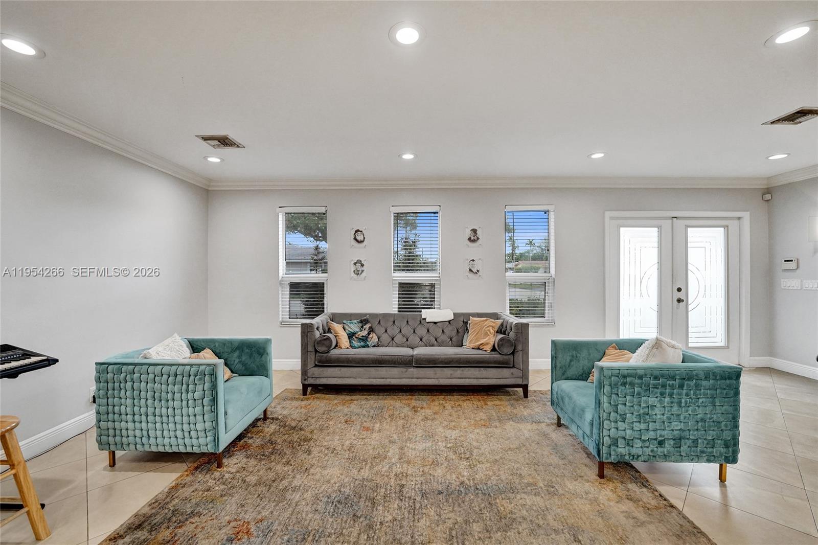 EMERALD HILLS - Residential