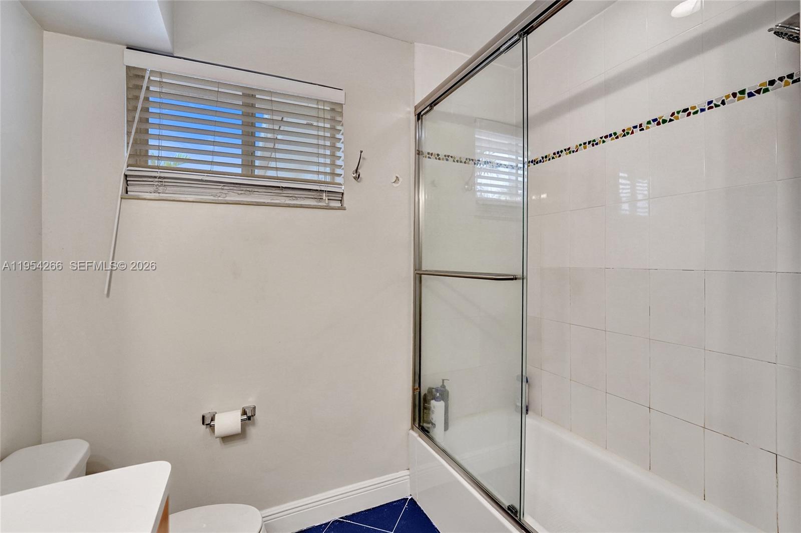 EMERALD HILLS - Residential