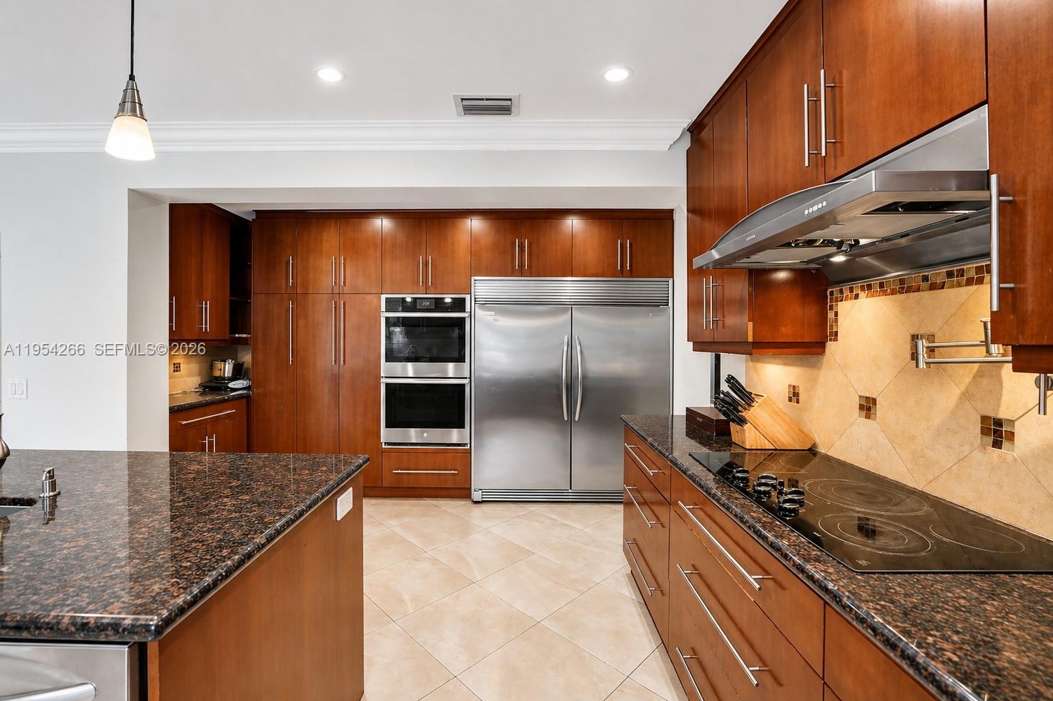 EMERALD HILLS - Residential