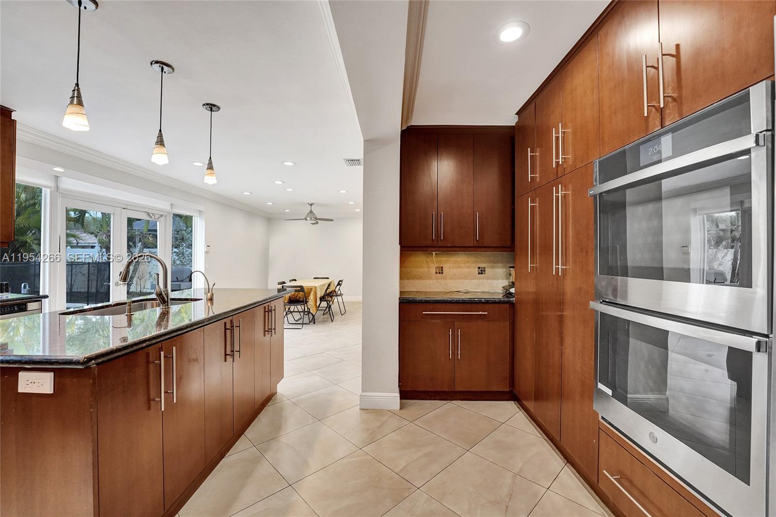 EMERALD HILLS - Residential