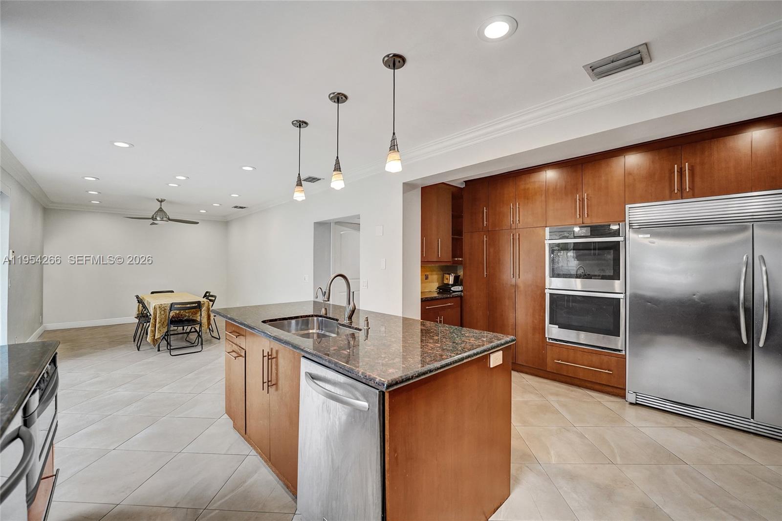 EMERALD HILLS - Residential